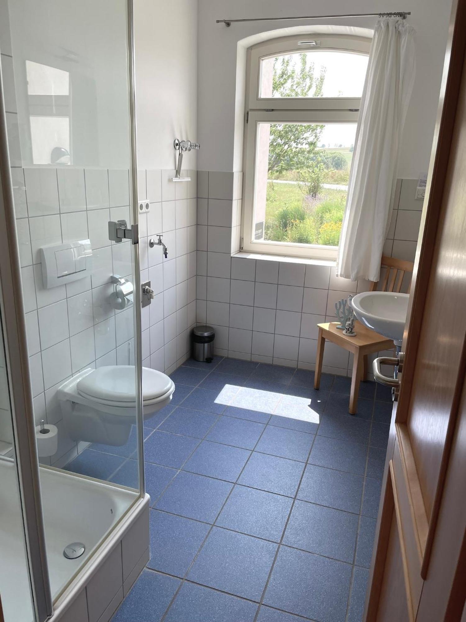 Biohotel Stiftsgut Wilhelmsgluecksbrunn Creuzburg Exterior photo