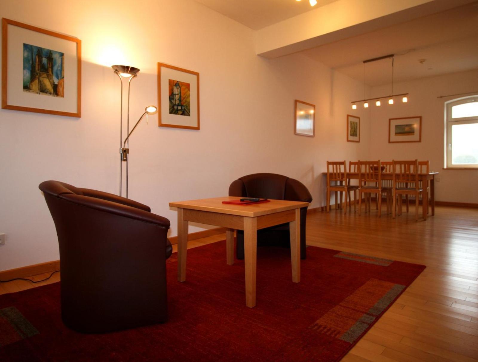 Biohotel Stiftsgut Wilhelmsgluecksbrunn Creuzburg Exterior photo